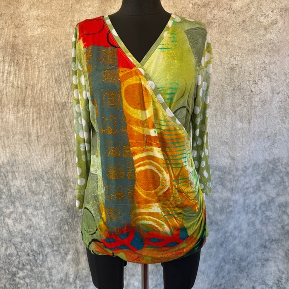 Dolcezza Tops - Simply Art by Dolcezza Abstract Print Top - M